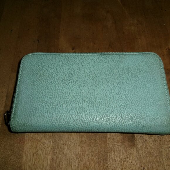 Light GreenJewell by Thirty One Wallet - Picture 1 of 6